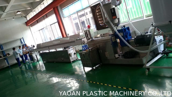 Einzelne Schrauben-PVC-Rohr-Produktions-Maschine, PU, PET, Extruson-Maschine Rohr PVCs medizinische